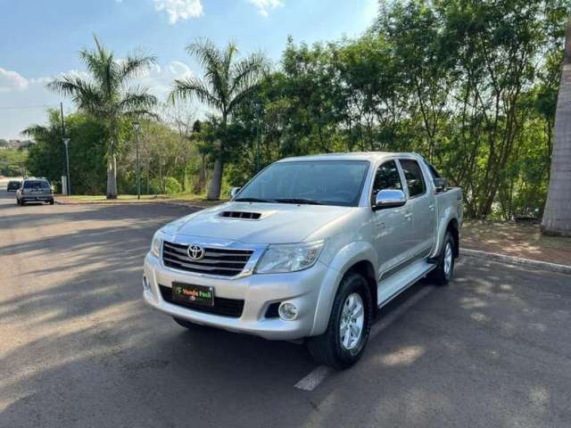 TOYOTA HILUX CD4X4 SRV 2013