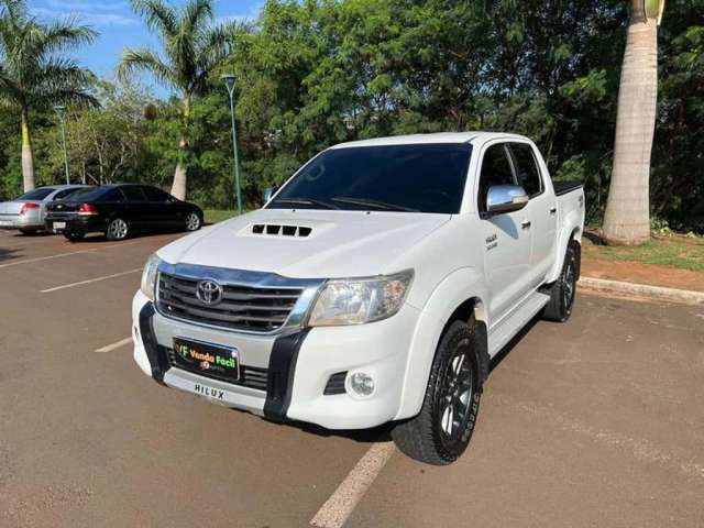 TOYOTA HILUX CD4X4 SRV 2014