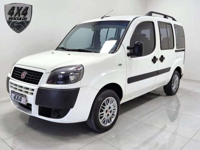 Fiat Doblo ESSENCE 1.8 Flex 16V 5p  - Branca - 2019/2020