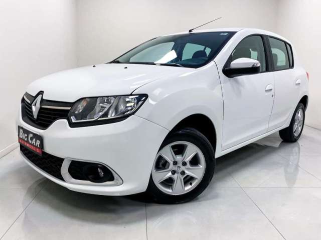 Renault Sandero Dynamique Hi-Power 1.6 8V  - Branca - 2014/2015