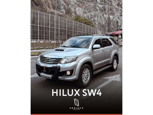 Toyota Hilux sw4 2015 3.0 srv 4x4 16v turbo intercooler diesel 4p automático