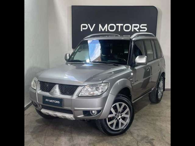 Mitsubishi Pajero TR4 MC/ FLEX HP - Prata - 2013/2013