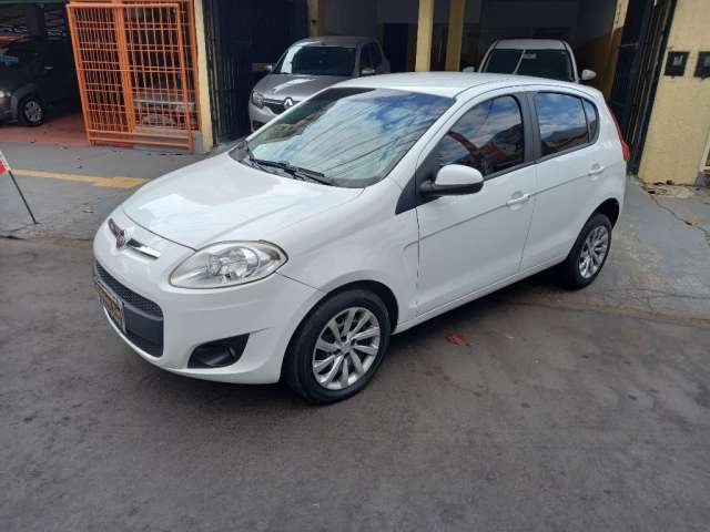 Fiat Palio Essence 1.6 Flex Completo Automático 2014/2015