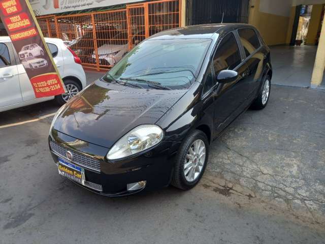 Fiat Punto 1.6 Essence Flex Completo 2010/2011