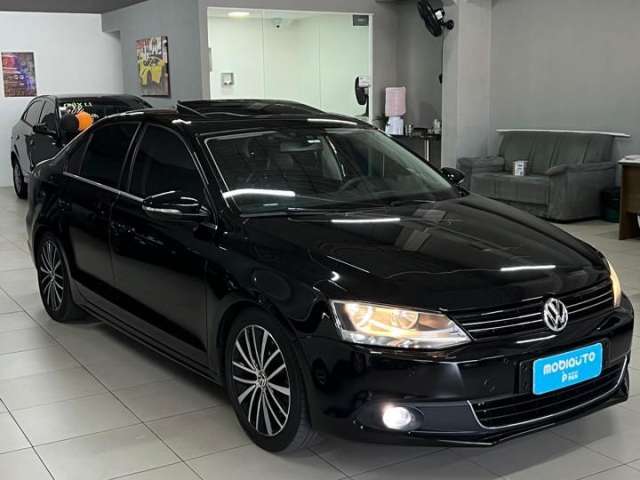 VW Jetta Highline 2.0 TSI 211 CV 