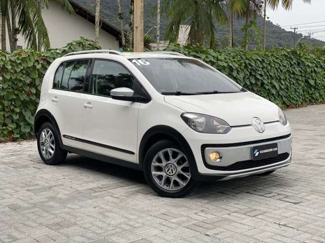 Volkswagen Up cross I MOTION 1.0 T.Flex 12V 5p  - Branca - 2015/2016