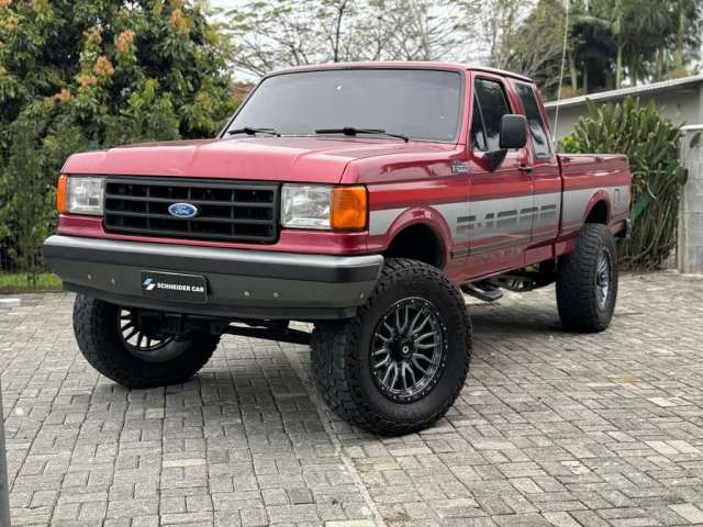 Ford F-1000  Super Série CE Diesel 3.9 - Vermelha - 1995/1995