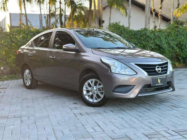 Nissan Versa 16SV CVT - Cinza - 2019/2020