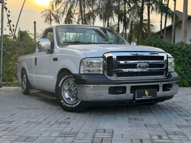 Ford F-250 XL 4.2 Turbo Diesel  - Branca - 2000/2000