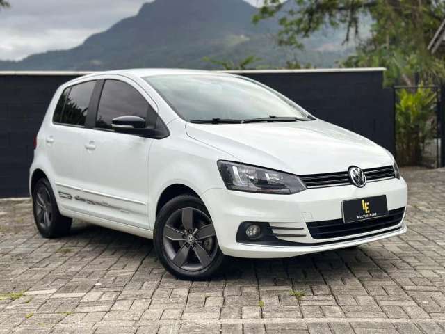 Volkswagen Fox Connect 1.6 Flex 8V 5p  - Branca - 2019/2020