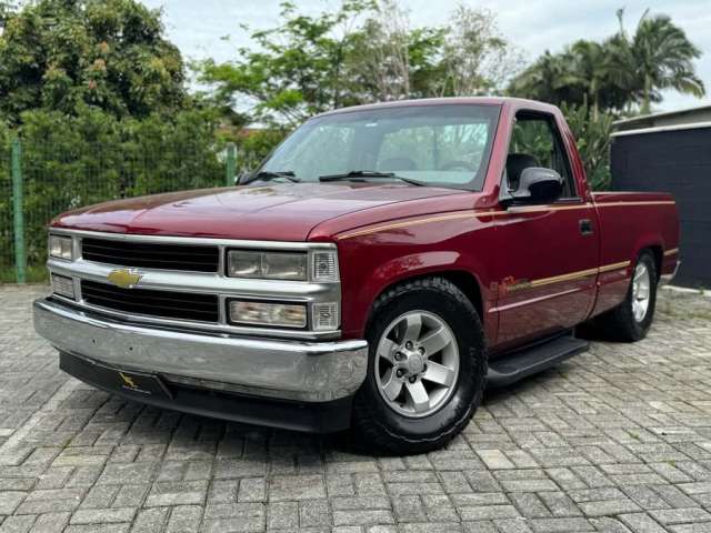 Chevrolet Silverado DLX 4.2 Conquest HD Diesel  - Vermelha - 1999/2000