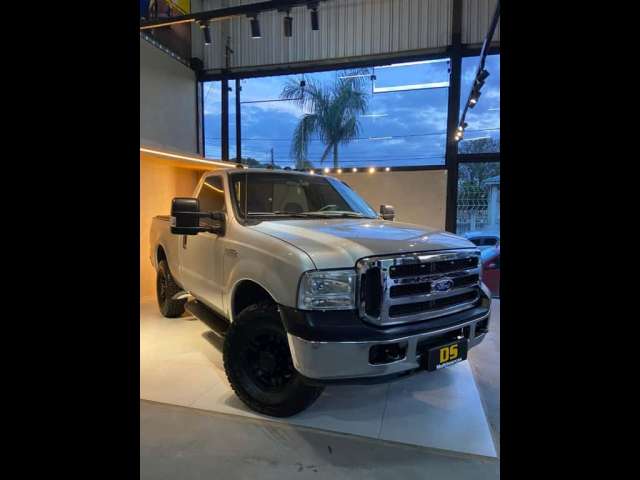 Ford F-250 3.9 XLT 4X2 CS DIESEL 2P MANUAL