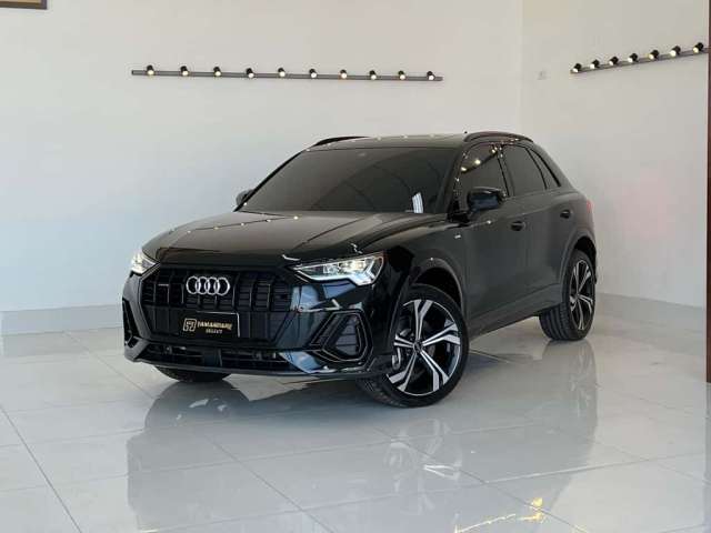 Audi Q3 AUDI Q3 PERFORMANCE BLACK - Preta - 2024/2024