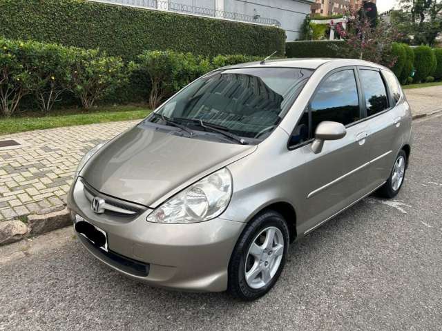 31.900,00 / FIT LXL 1.4 2008 DOURADO COMPLETO 2ª DONA