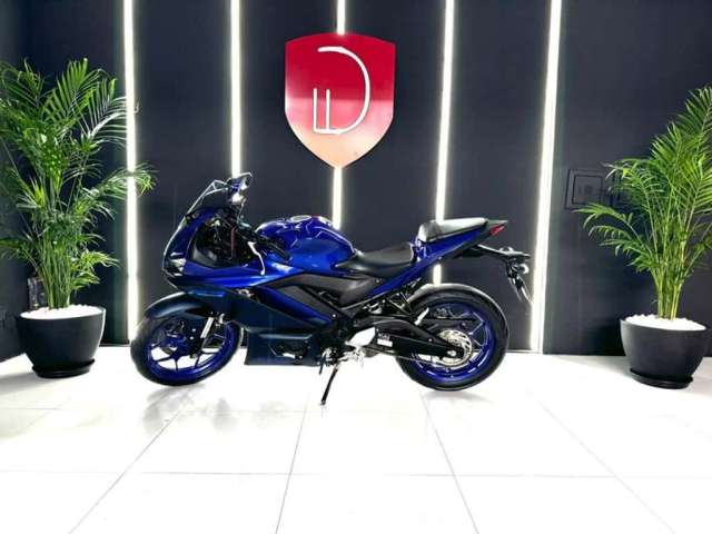 YAMAHA YZF R-3 321 2024