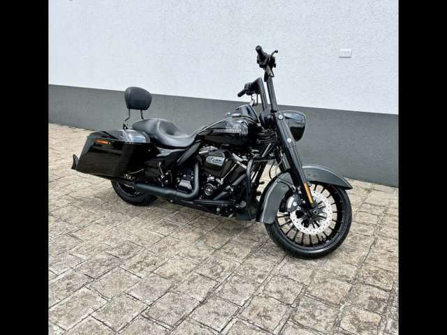 Harley Davidson Road King FLHRXS