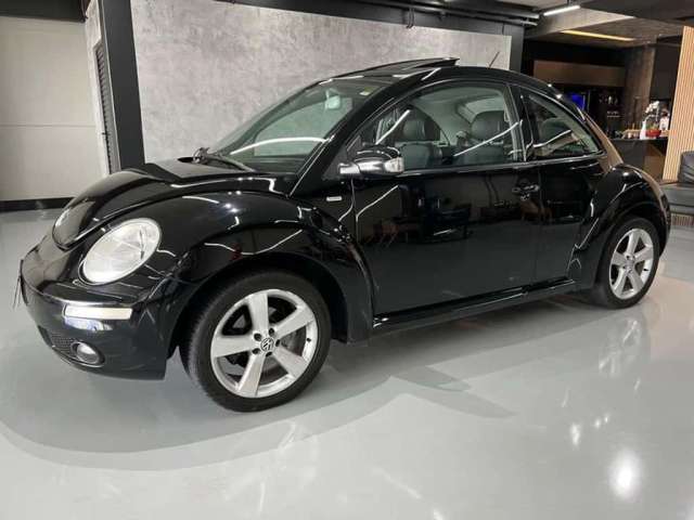 VOLKSWAGEN BEETLE 2010