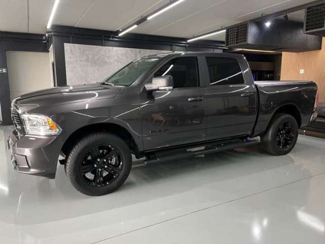 RAM CLASSIC LARAMIE 2023