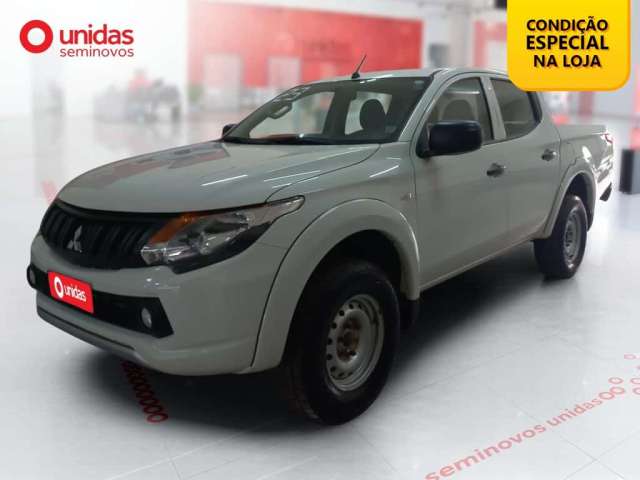 Mitsubishi L200 triton 2023 2.4 sport gl 4x4 mt 4p ar dh 4x4