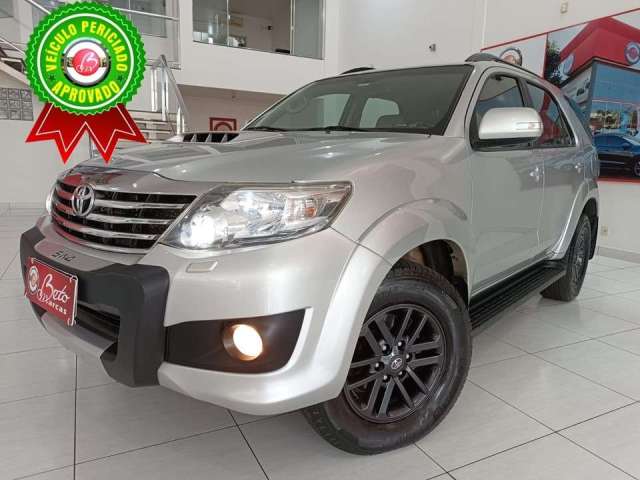 TOYOTA HILUX SW4