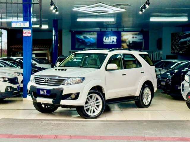 TOYOTA HILUX SW4 SRV 4X4 2012