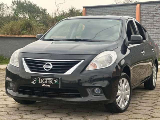 NISSAN VERSA 16SV FLEX 2014