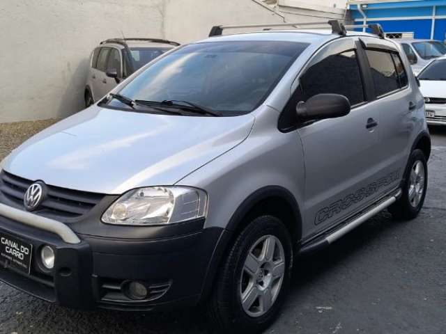 VW CROSSFOX 1.6 2005/2006 , em ótimo estado de conservação, apenas 199 mil quilômetros, motor 1.6 FL