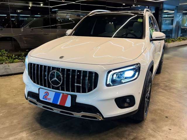 MERCEDES-BENZ GLB 200