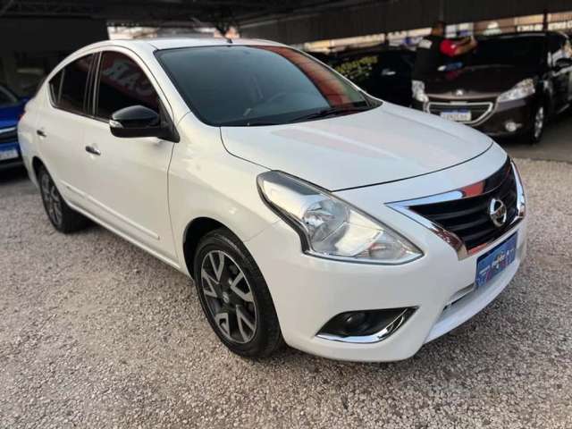 NISSAN VERSA 16UNIQUECVT 2017