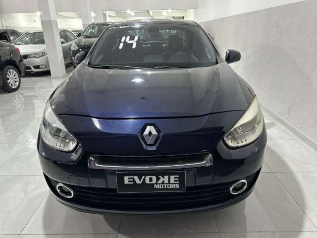  Renault Fluence Dynamique 2.0 Automático 2014 – Elegância, Conforto e Desempenho!