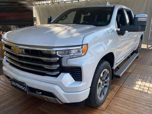 Chevrolet Silverado High Country 5.3 V8 Gas 1500 4x4 Okm2024