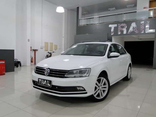 VW - VolksWagen JETTA Highline 2.0 TSI 16V 4p Tiptronic 2016 Gasolina