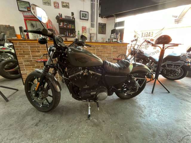 Harley-Davidson XL 883 Iron Sportster - 2014