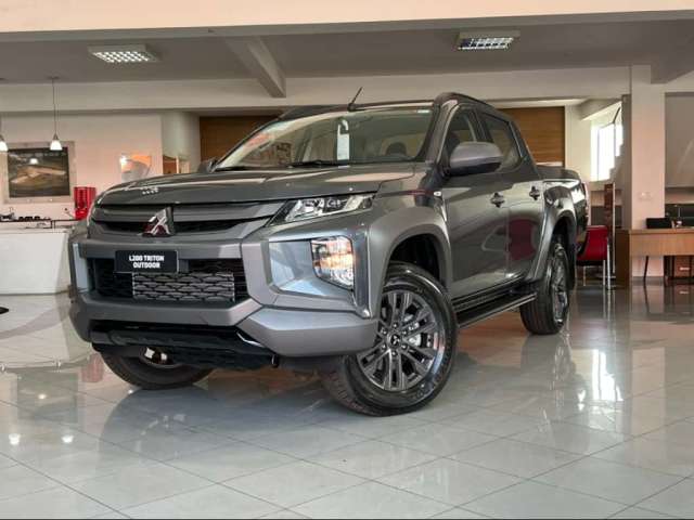 Mitsubishi L200 TRITON 2.4 16V TURBO DIESEL OUTDOOR GLS CD 4X4 AUTOMÁTICO