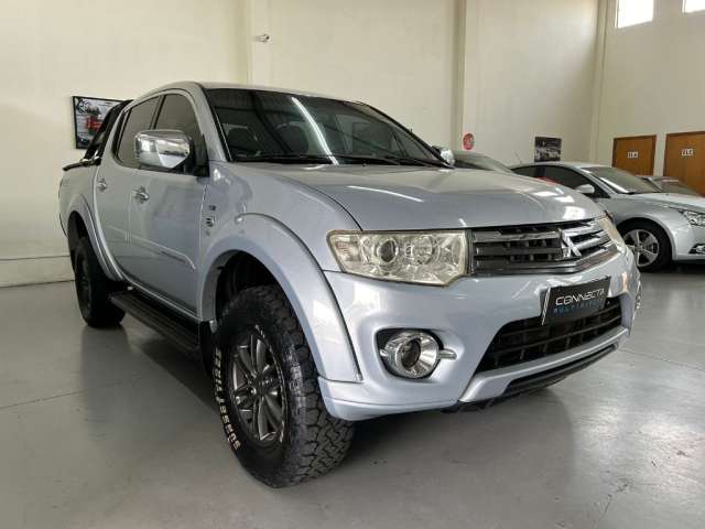 TRITON L200 HPE CD 3.2 Turbo DIESEL 4x4  | 2014