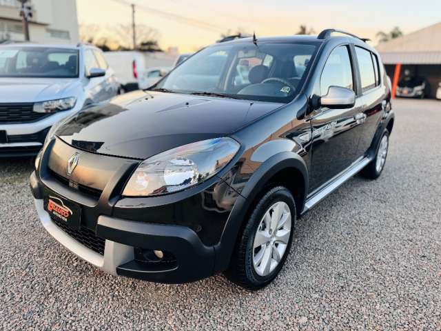 SANDERO STEPWAY TODO ORIGINAL E CONSERVADO