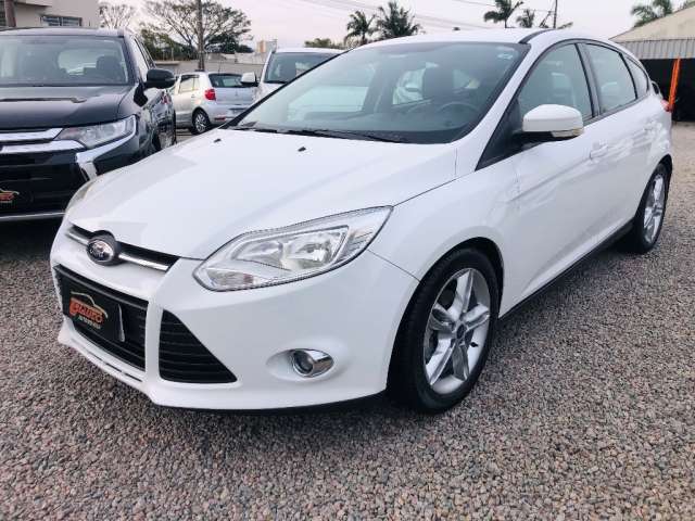 FOCUS 2.0 SE 2015 AUTOMÁTICO