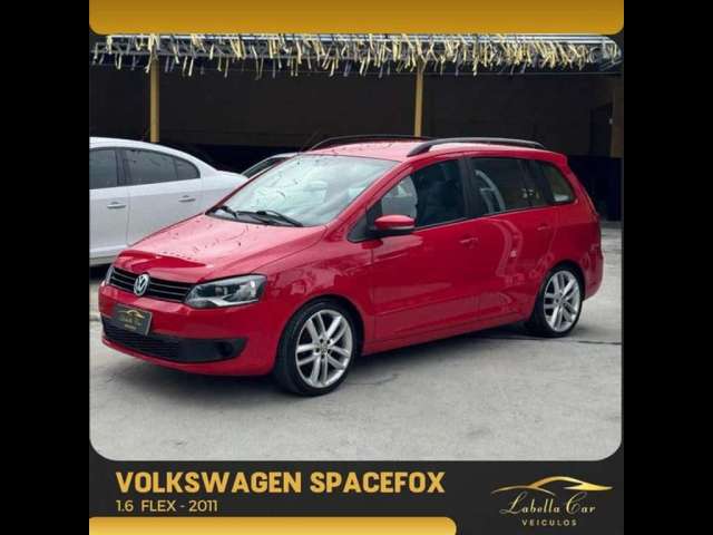 VOLKSWAGEN SPACEFOX GII 2011