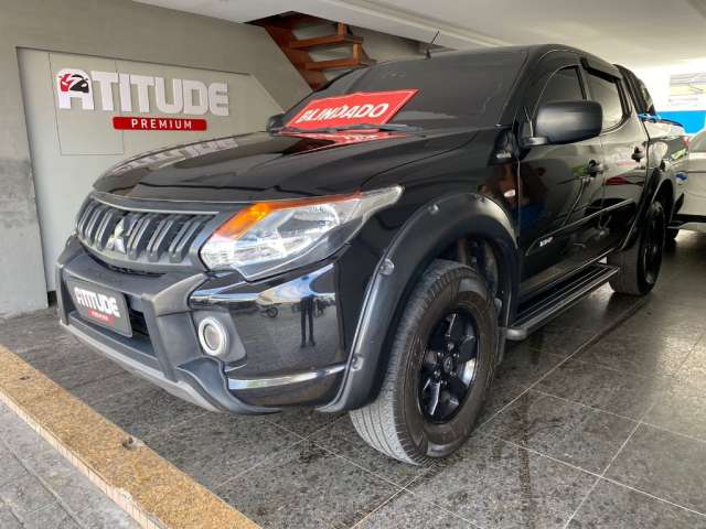 MITSUBISHI L200 TRITON 2020 BLINDADO