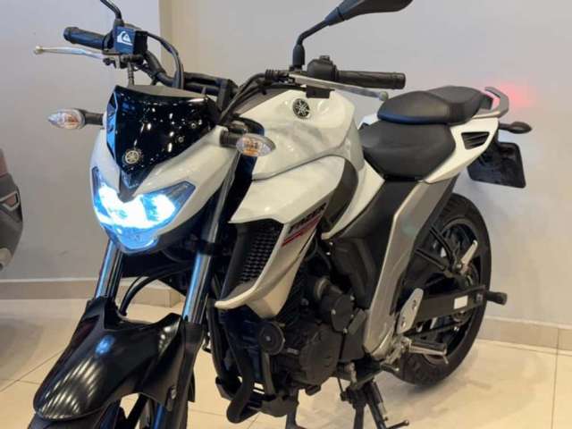 YAMAHA FZ25 FAZER 2018