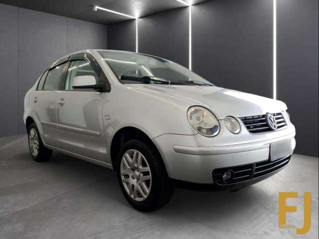 VOLKSWAGEN POLO SEDAN 2.0 2003