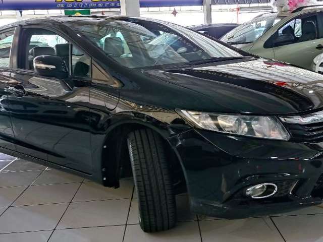 Honda Civic LXS 1.8 aut. Pedal shift 2013