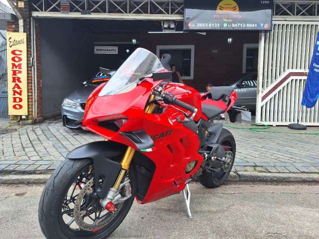 Ducati Panigale V4 S 2023