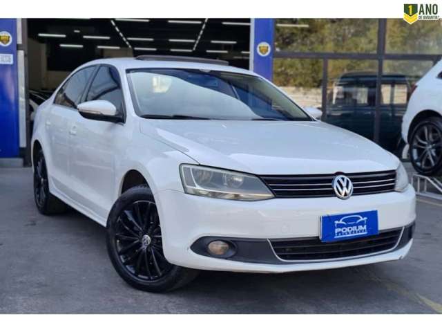 Volkswagen Jetta 2013 2.0 tsi highline 211cv gasolina 4p tiptronic