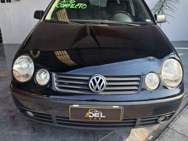 VW Polo Hatch. Série Ouro 1.6 8V (Flex).