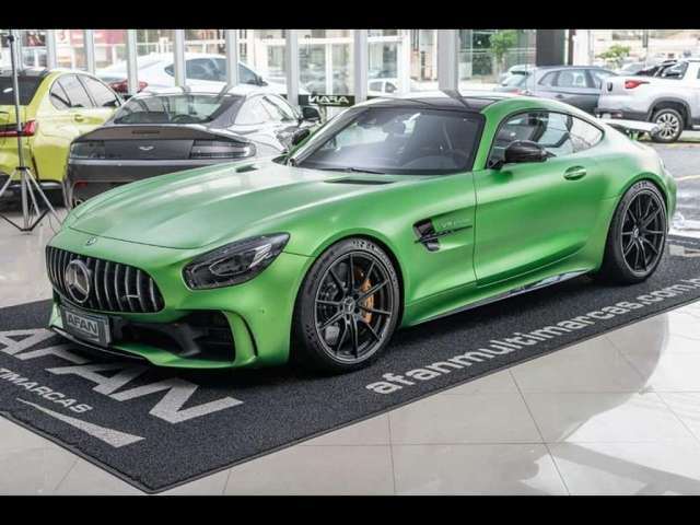 comprar Mercedes-Benz AMG GT em Curitiba - PR