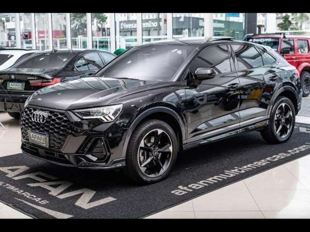 AUDI Q3 SB PERFORMANCE BLACK 2.0T 231CV QUATTRO C/TETO AUT./2023