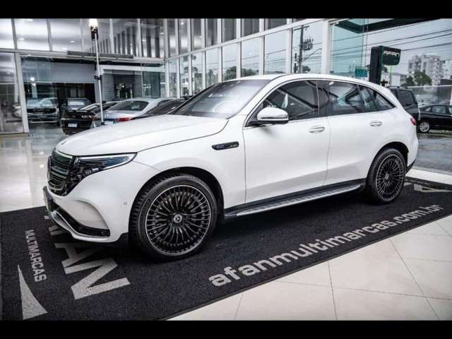 MERCEDES-BENZ EQC400 AMG LINE ELÉTRICO 408CV 4MATIC C/TETO AUT./2022 (BLINDADO)