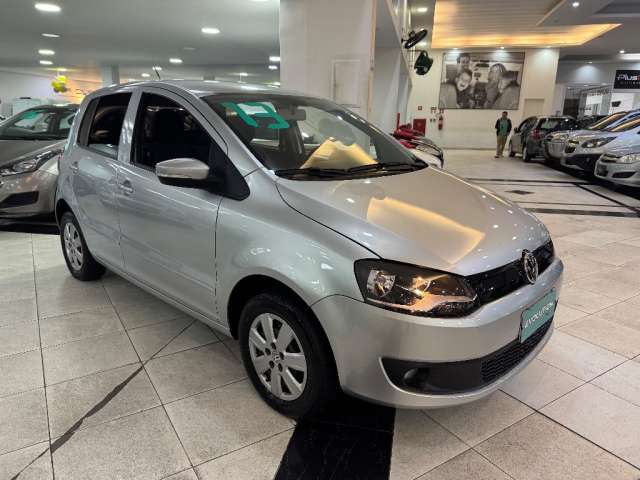 VW FOX BLUEMOTION 1.6 FLEX COMPLETO 2013