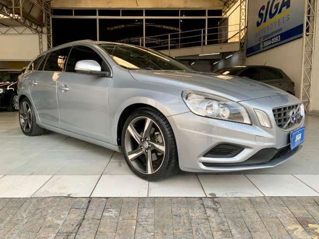 VOLVO V 60 R. DESIGN